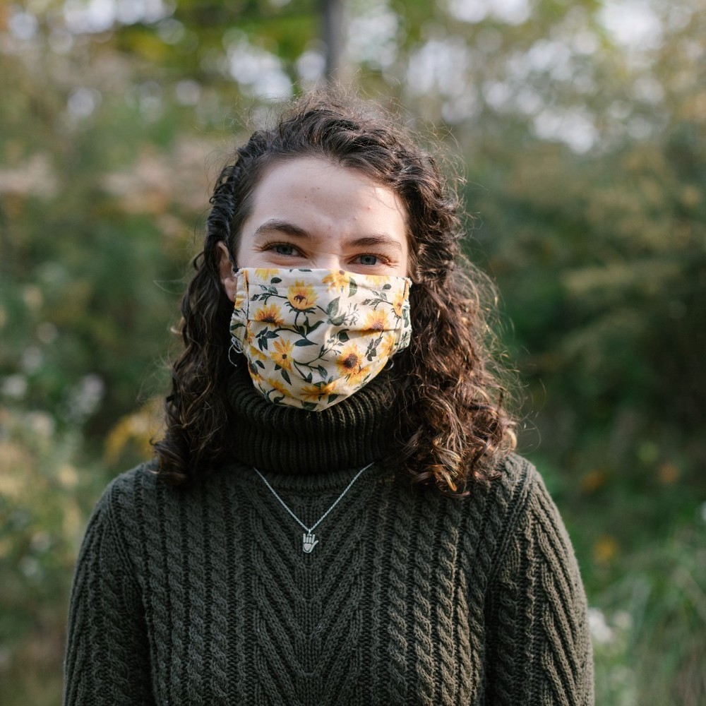 Meet your Posher, Cayla